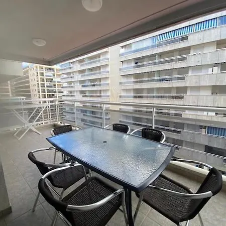 Apartment Em *